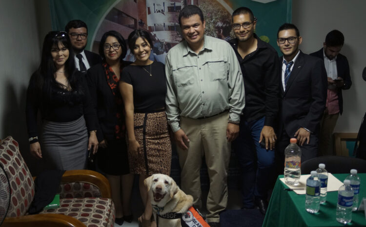  CUT Universidad reconoce al rescatista Fidel Gómez Ponce