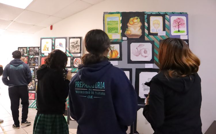  Alumnos de Preparatoria CUT exhiben trabajos finales