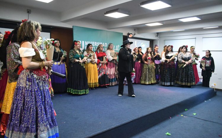  Una noche de arte y cultura con Maktub Kumpania