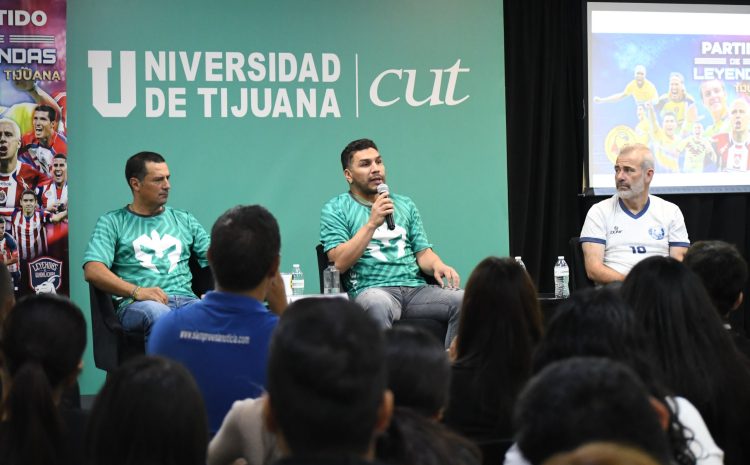  Salvador Cabañas inspira con su historia de vida en Tijuana