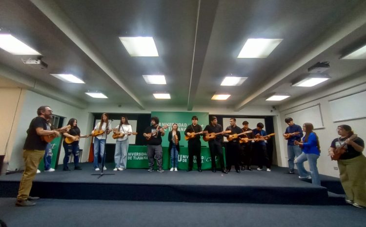  Concluye con éxito el primer Taller de Jarana y Música Mexicana en CUT