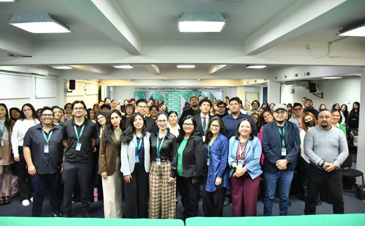 Presentan trabajos finales estudiantes de Psicología y Ciencias de la Educación