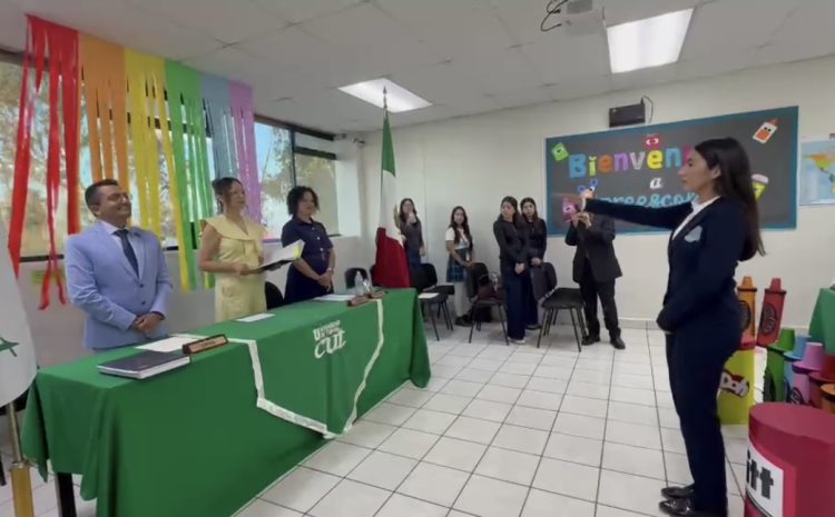  Sustentan con éxito sus exámenes profesionales egresadas de la Escuela Normal CUT