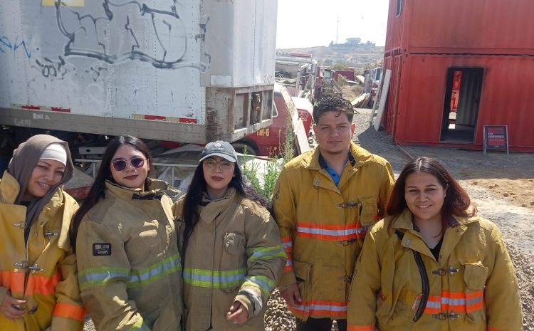  Estudiantes del CUT fortalecen conocimientos sobre investigación de incendios